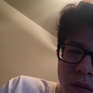 Meet your Posher, Gregory